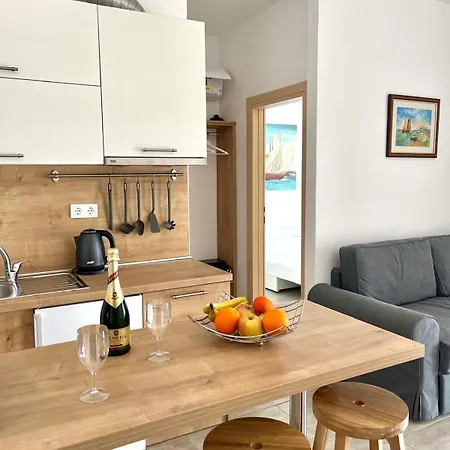 Zina Guest house Lokva Rogoznica
