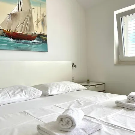 Zina Guest house Lokva Rogoznica